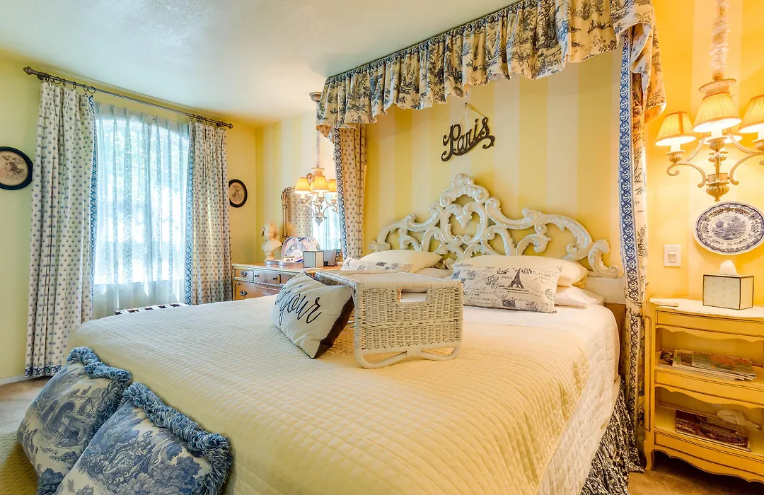 Azalea Plantation B & B-1